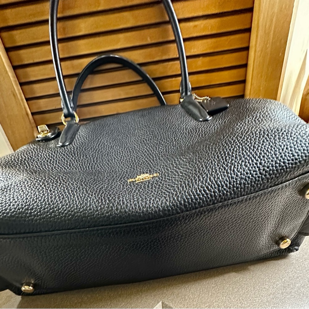 Black and gold Coach bag, medium sized. - Picture 9 of 10